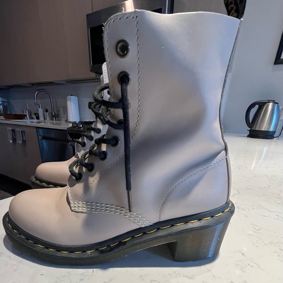 Dr. Martens Clemency boot - Picture 3 of 3